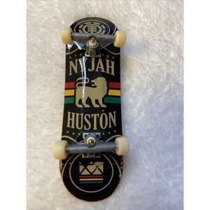 Tech Deck Nyjah Huston Fingerboard Safari 2011 Series Rare Rasta Lion Of Judah